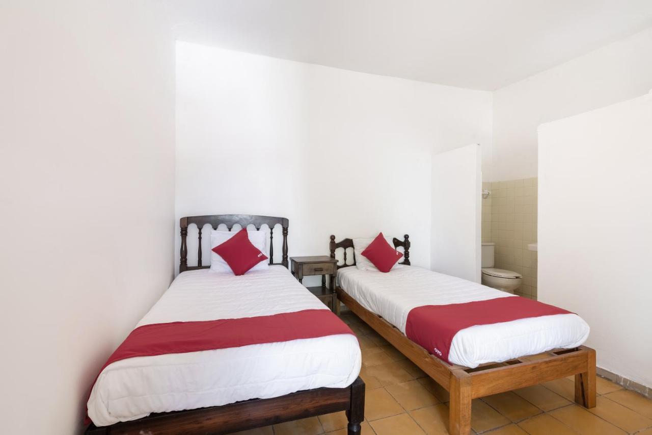 OYO Hotel Las Palmas Cuyutlan Manzanillo Dış mekan fotoğraf