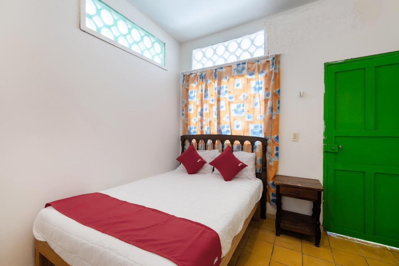 OYO Hotel Las Palmas Cuyutlan Manzanillo Dış mekan fotoğraf