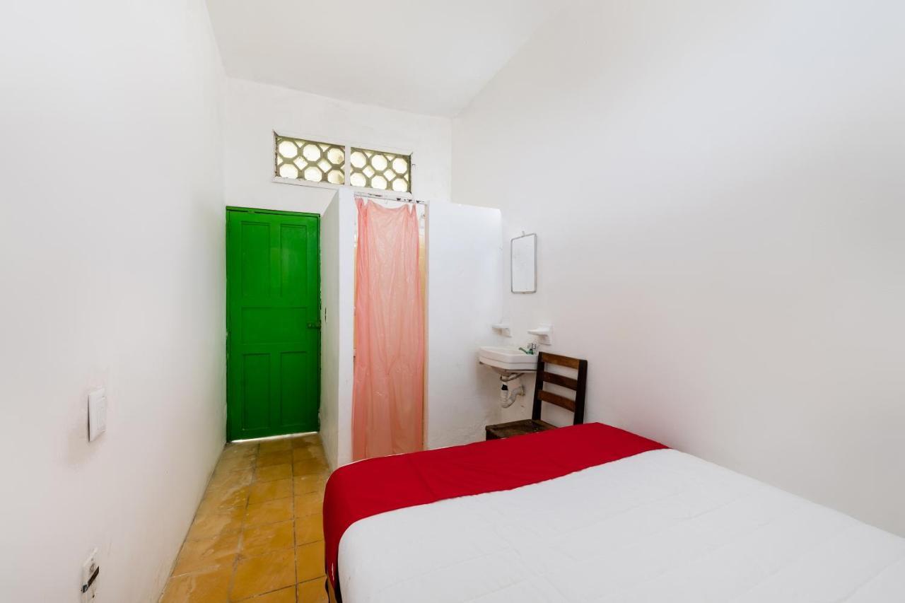 OYO Hotel Las Palmas Cuyutlan Manzanillo Dış mekan fotoğraf