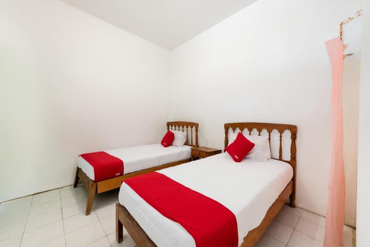 OYO Hotel Las Palmas Cuyutlan Manzanillo Dış mekan fotoğraf